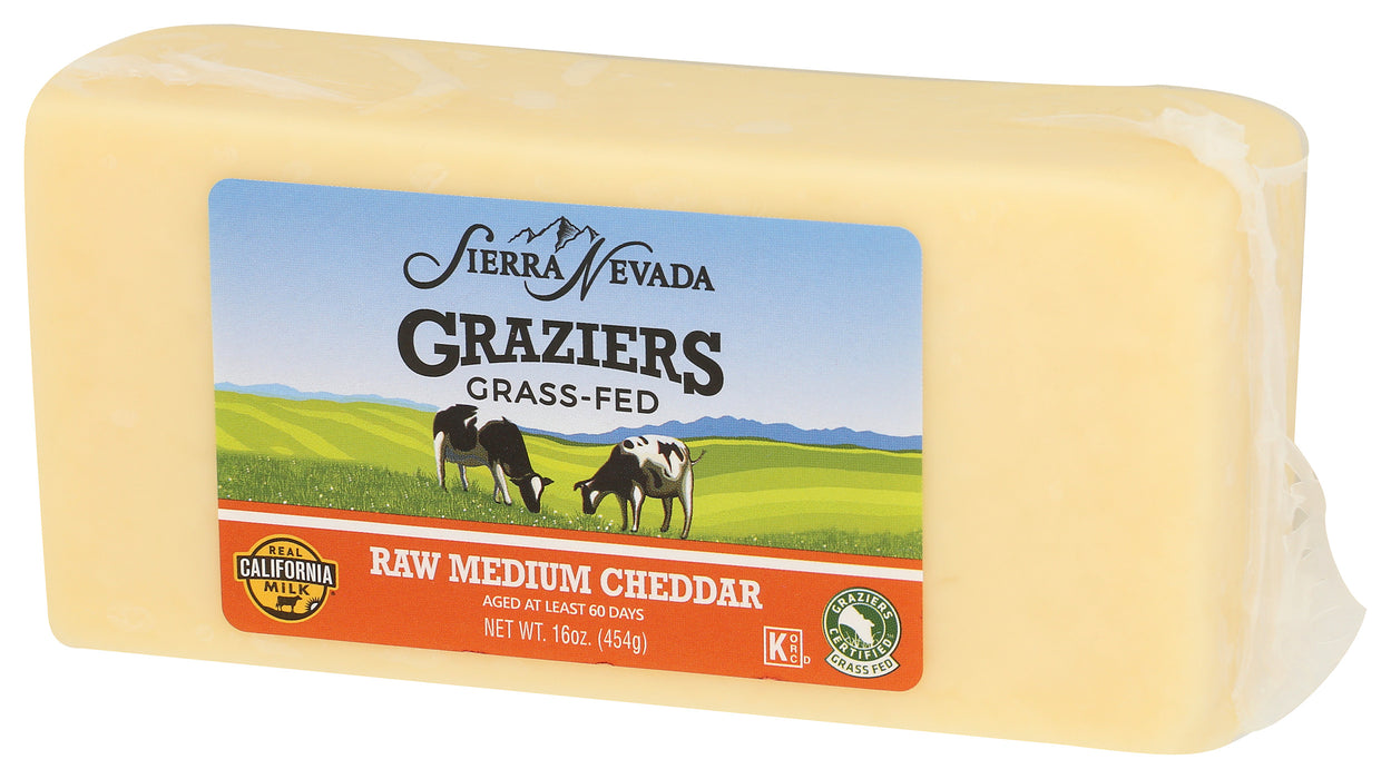 Raw Medium Cheddar Cheese, Grassfed, 16 oz