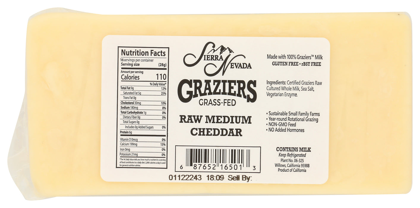Raw Medium Cheddar Cheese, Grassfed, 16 oz